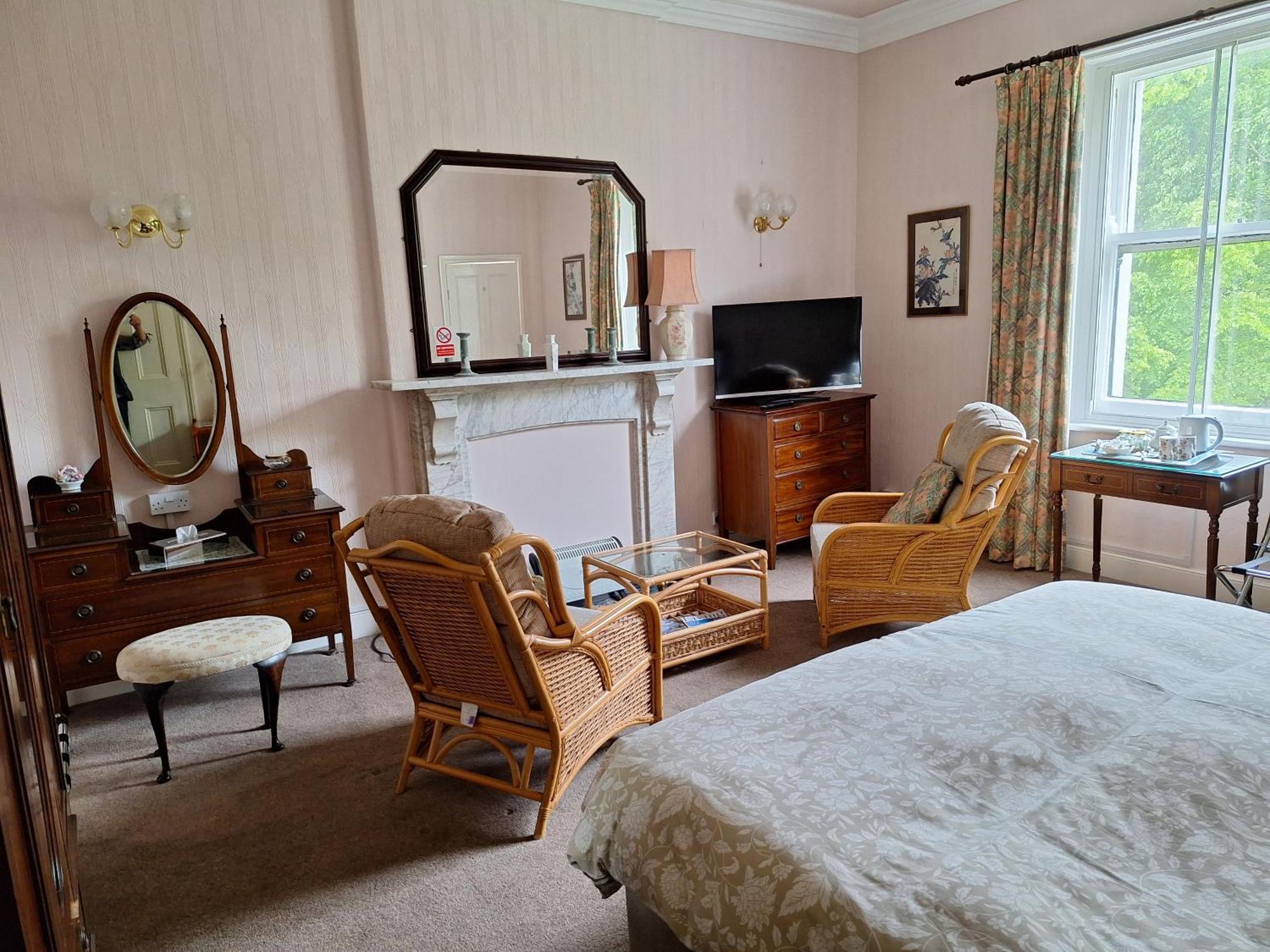 Heath House Bed and Breakfast Dewsbury Esterno foto